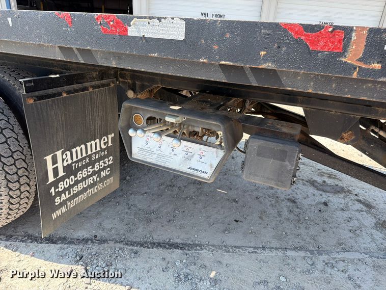 image for item FN5785 2012 Freightliner Business Class M2 106 rollback truck
