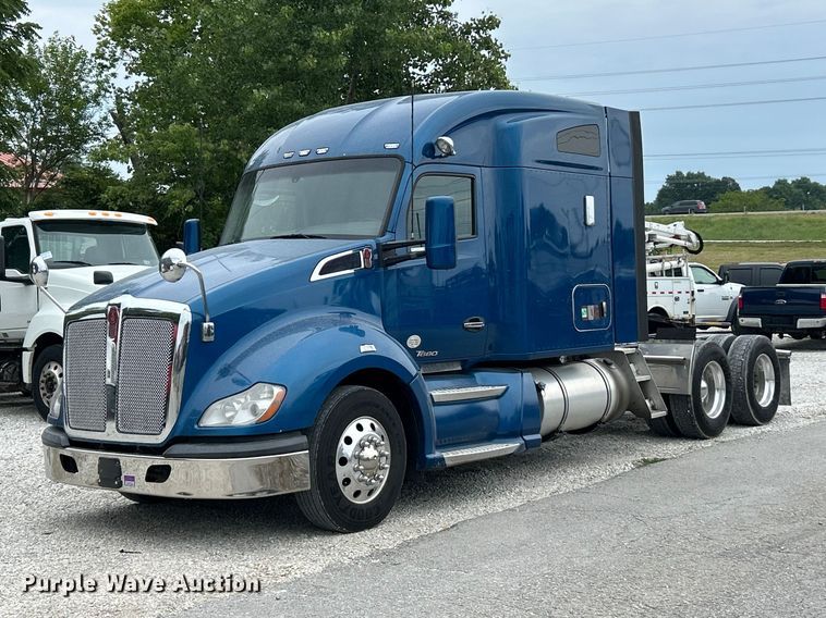 image for item FT6111 2019 Kenworth T680 semi truck