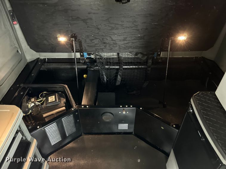 image for item FT6111 2019 Kenworth T680 semi truck