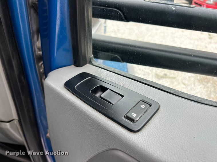 image for item FT6111 2019 Kenworth T680 semi truck