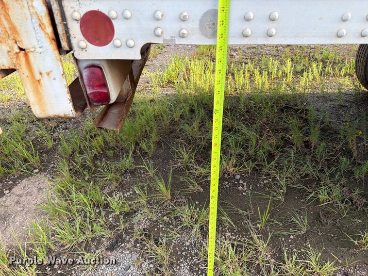 image for item FU1018 1981 Fruehauf FB-X-F-45LS dry van trailer