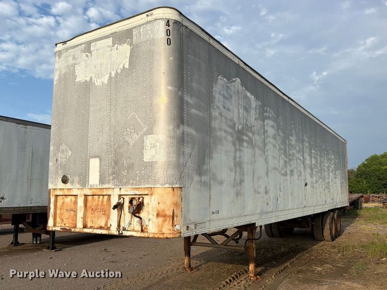 1980 Fruehauf dry van trailer
