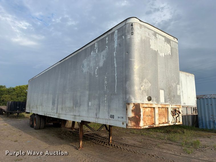 image for item FU1020 1980 Fruehauf dry van trailer