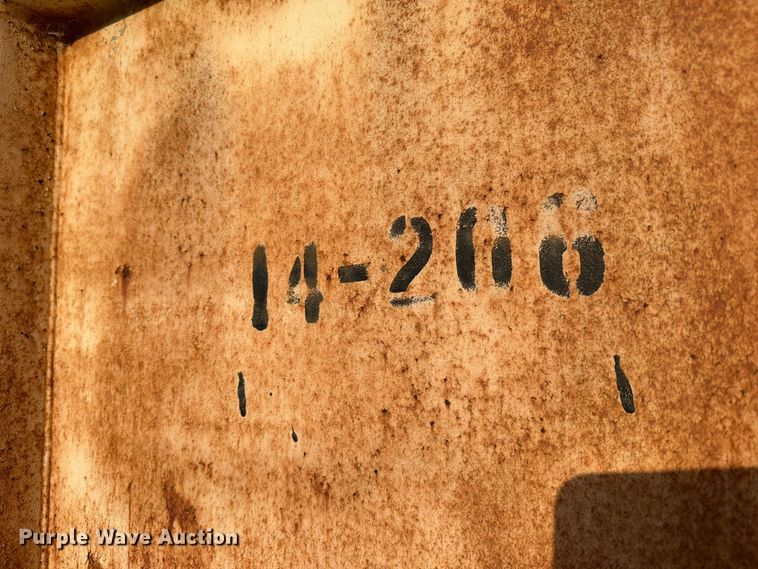 image for item FU1020 1980 Fruehauf dry van trailer