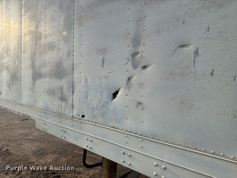 image for item FU1020 1980 Fruehauf dry van trailer