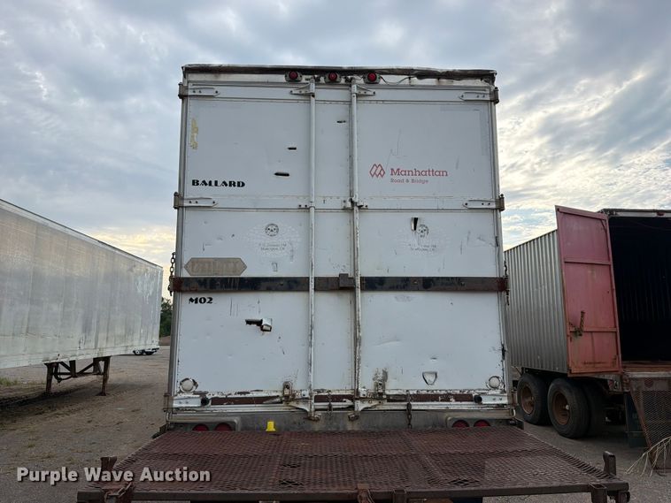 image for item FU1021 1986 Utility VS2R dry van trailer
