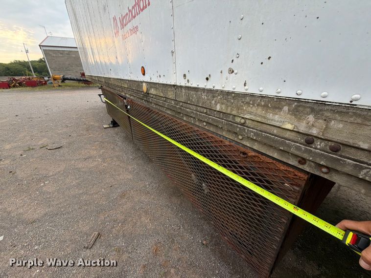 image for item FU1021 1986 Utility VS2R dry van trailer