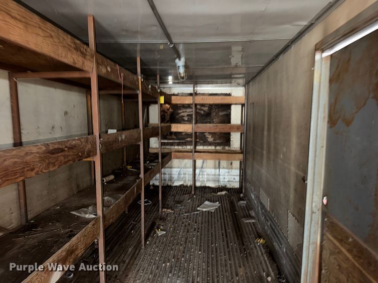 image for item FU1021 1986 Utility VS2R dry van trailer