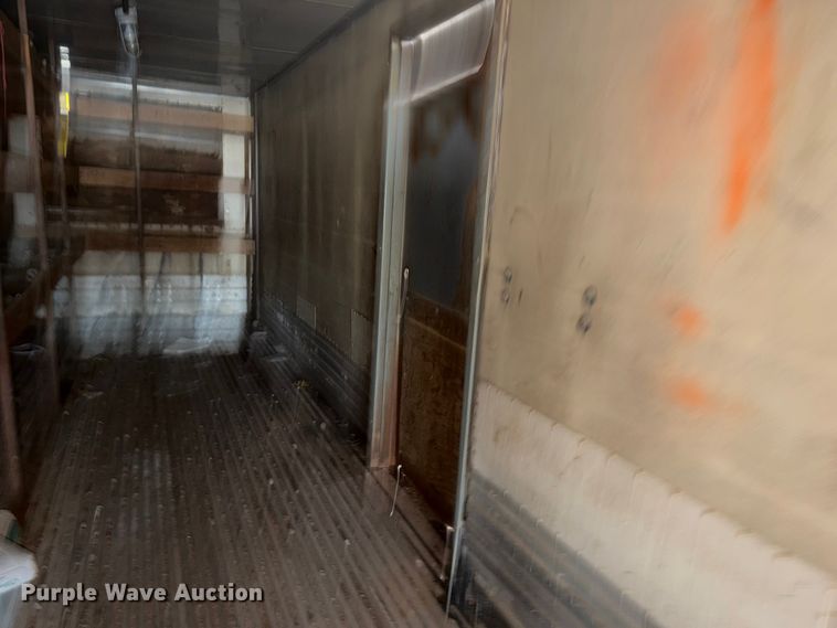 image for item FU1021 1986 Utility VS2R dry van trailer