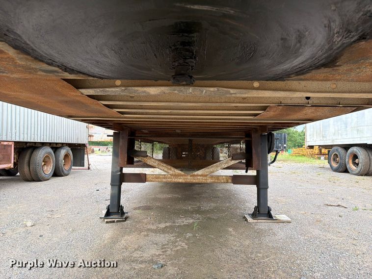 image for item FU1021 1986 Utility VS2R dry van trailer
