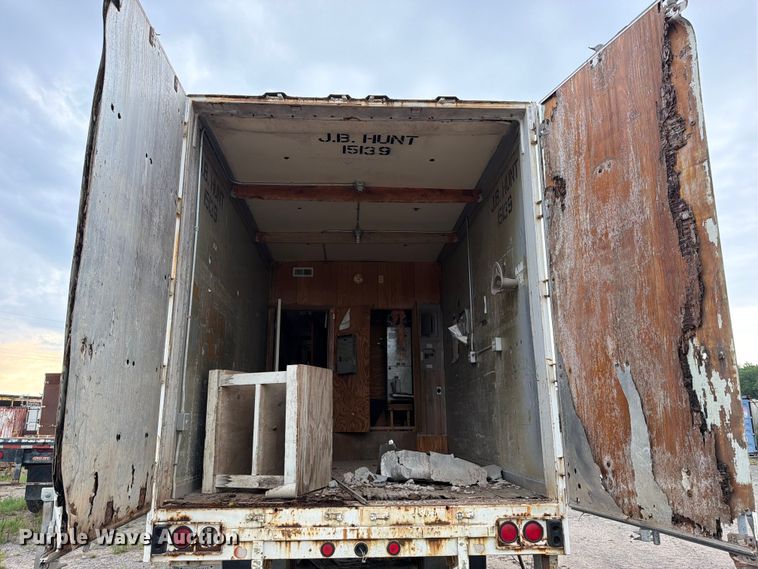 image for item FU1023 1993 Great Dane 7911TJ dry van office trailer