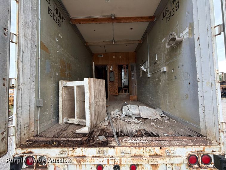 image for item FU1023 1993 Great Dane 7911TJ dry van office trailer