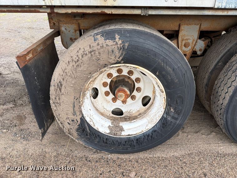image for item FU1023 1993 Great Dane 7911TJ dry van office trailer