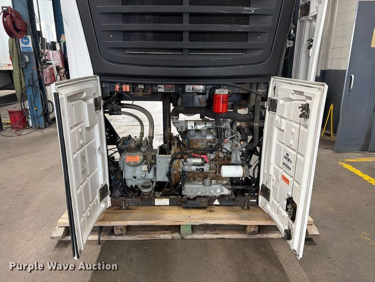 image for item FU4581 2012 Carrier X2 2100A refrigerator unit