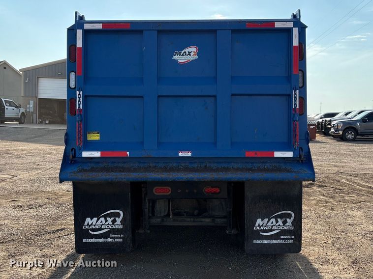 image for item JM9422 1999 International 9100 dump truck