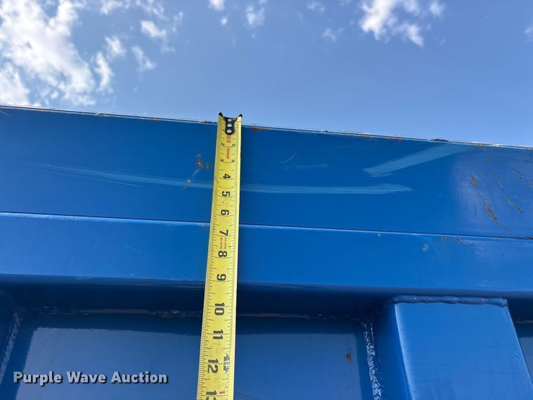 image for item JM9422 1999 International 9100 dump truck