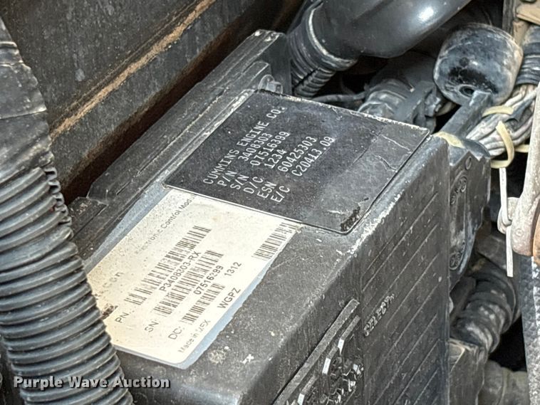 image for item JM9422 1999 International 9100 dump truck