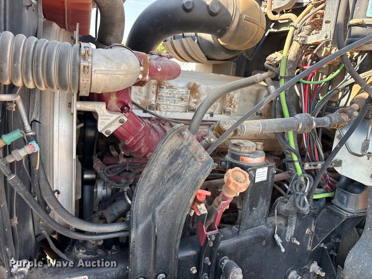image for item JM9423 2013 Mack CHU semi truck