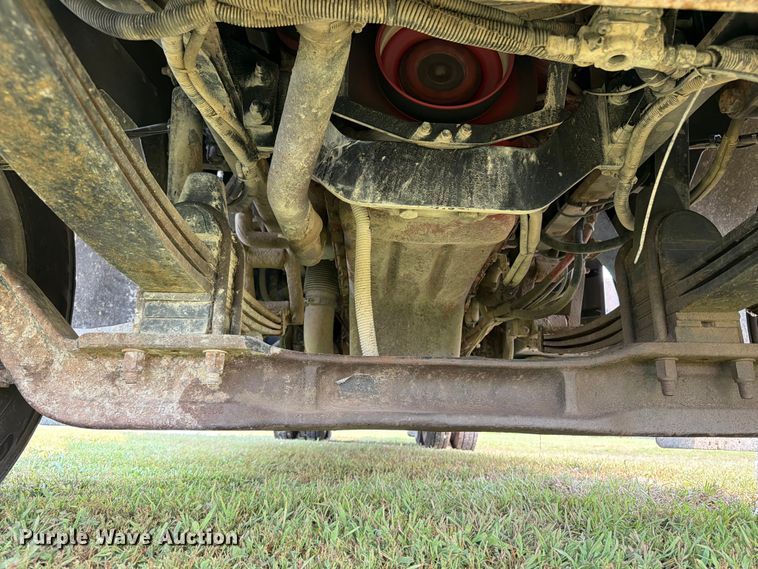 image for item OE9663 2012 Kenworth W900 semi truck