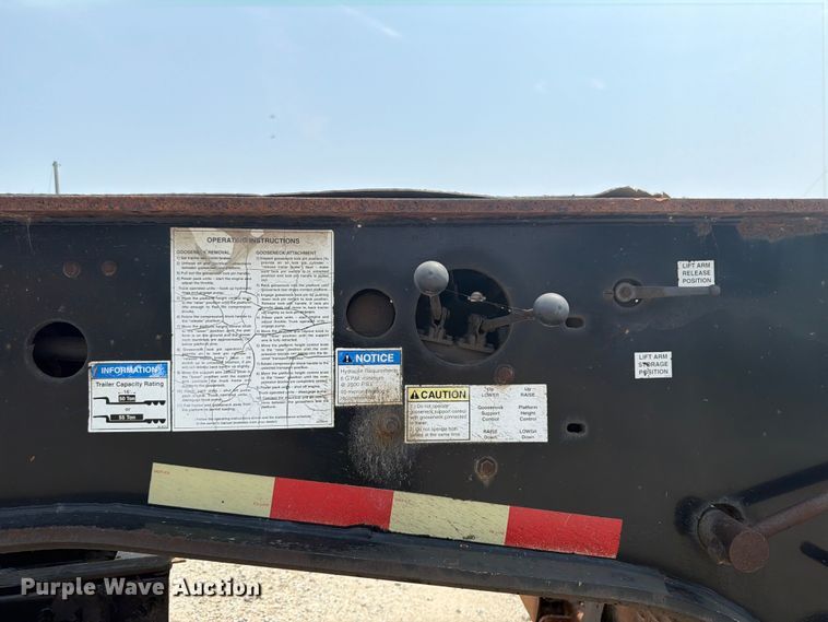 image for item OE9675 2010 Etnyre PRTN55ETD3-R4A lowboy equipment trailer