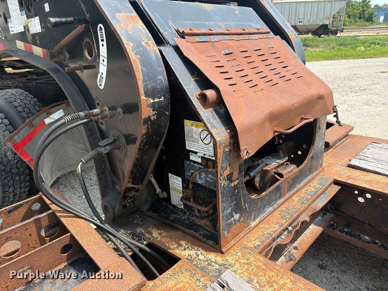 image for item OE9675 2010 Etnyre PRTN55ETD3-R4A lowboy equipment trailer