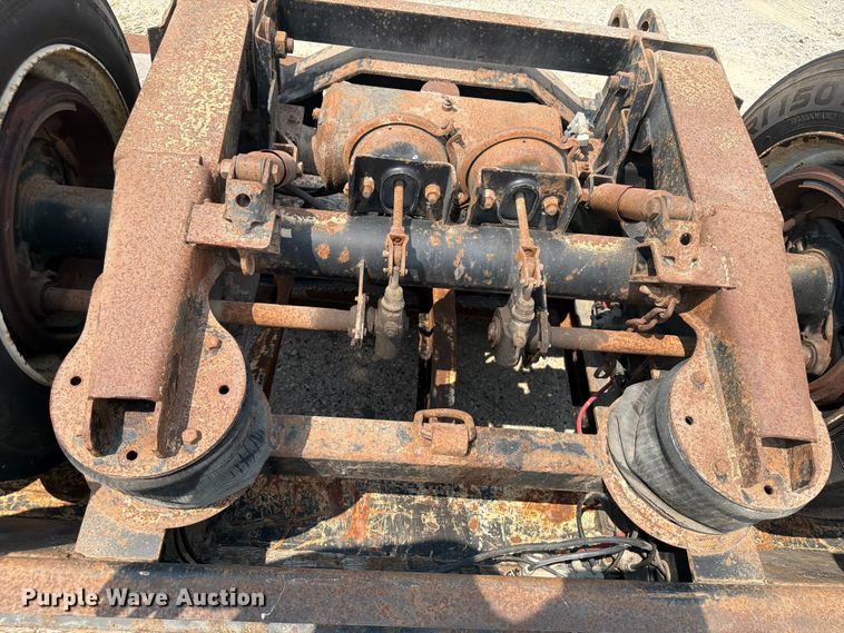 image for item OE9675 2010 Etnyre PRTN55ETD3-R4A lowboy equipment trailer