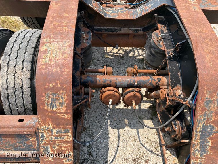 image for item OE9675 2010 Etnyre PRTN55ETD3-R4A lowboy equipment trailer