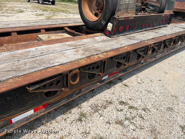 image for item OE9675 2010 Etnyre PRTN55ETD3-R4A lowboy equipment trailer