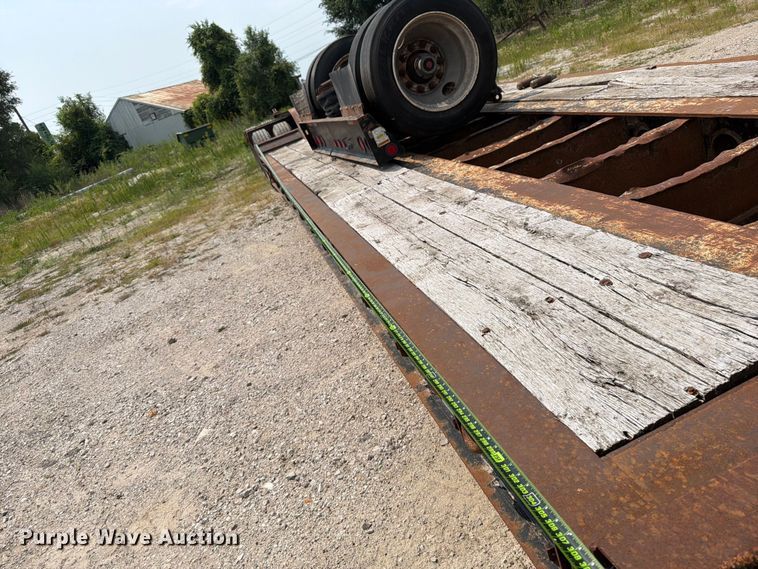 image for item OE9675 2010 Etnyre PRTN55ETD3-R4A lowboy equipment trailer