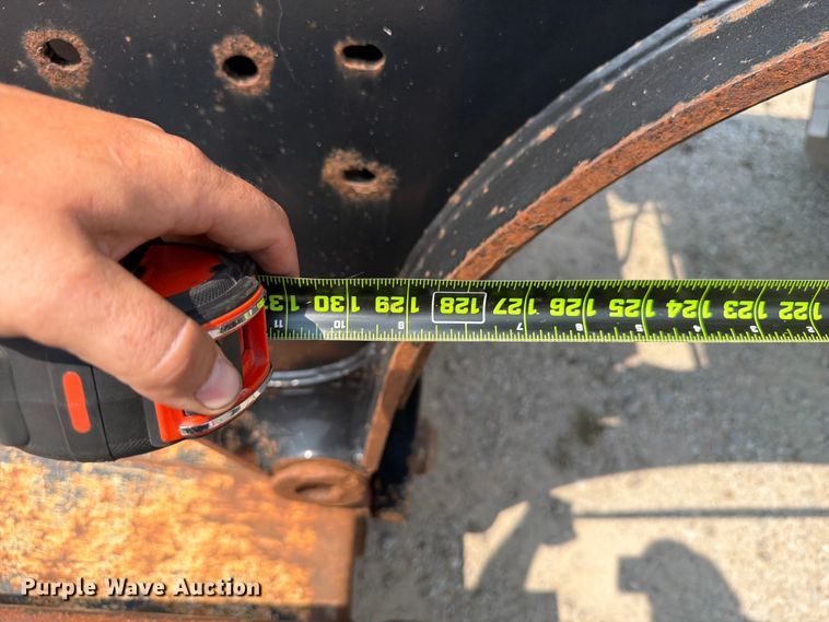 image for item OE9675 2010 Etnyre PRTN55ETD3-R4A lowboy equipment trailer
