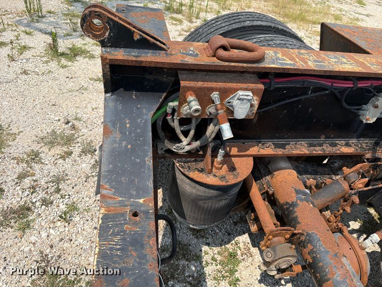 image for item OE9675 2010 Etnyre PRTN55ETD3-R4A lowboy equipment trailer