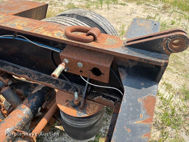 image for item OE9675 2010 Etnyre PRTN55ETD3-R4A lowboy equipment trailer