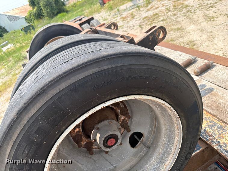 image for item OE9675 2010 Etnyre PRTN55ETD3-R4A lowboy equipment trailer