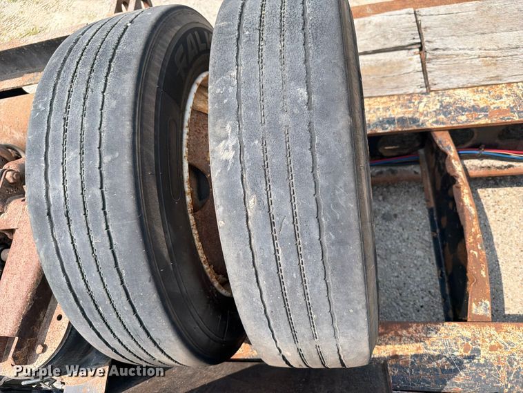 image for item OE9675 2010 Etnyre PRTN55ETD3-R4A lowboy equipment trailer