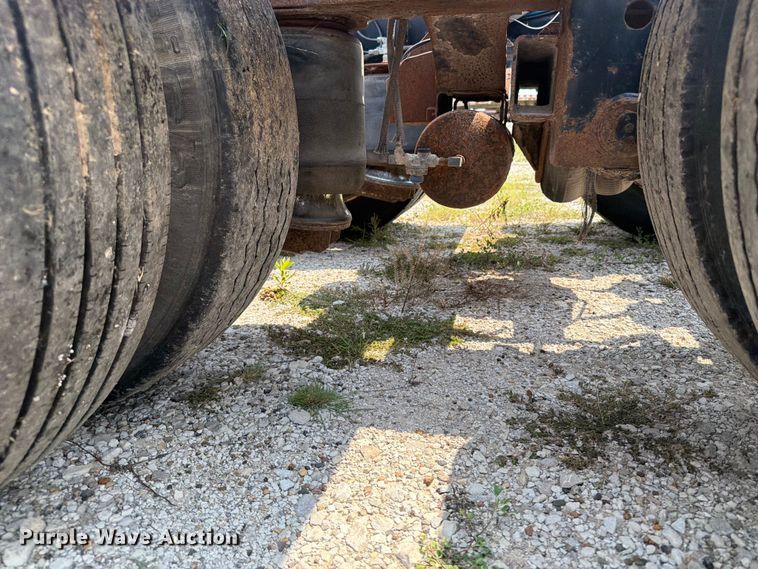 image for item OE9675 2010 Etnyre PRTN55ETD3-R4A lowboy equipment trailer