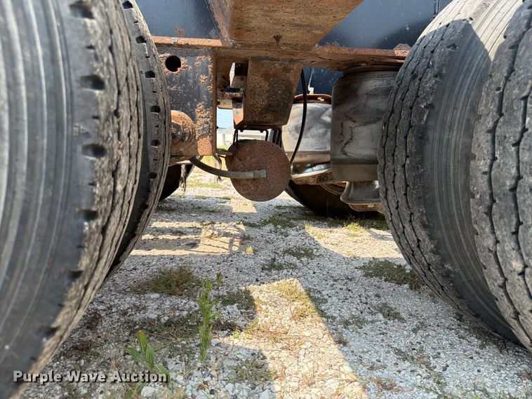 image for item OE9675 2010 Etnyre PRTN55ETD3-R4A lowboy equipment trailer