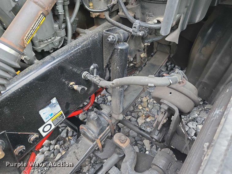 image for item YA1038 2018 Kenworth T680 semi truck