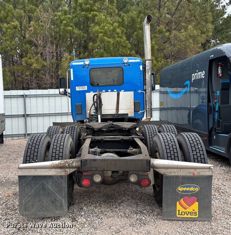 image for item YA1088 2019 Peterbilt 567 semi truck