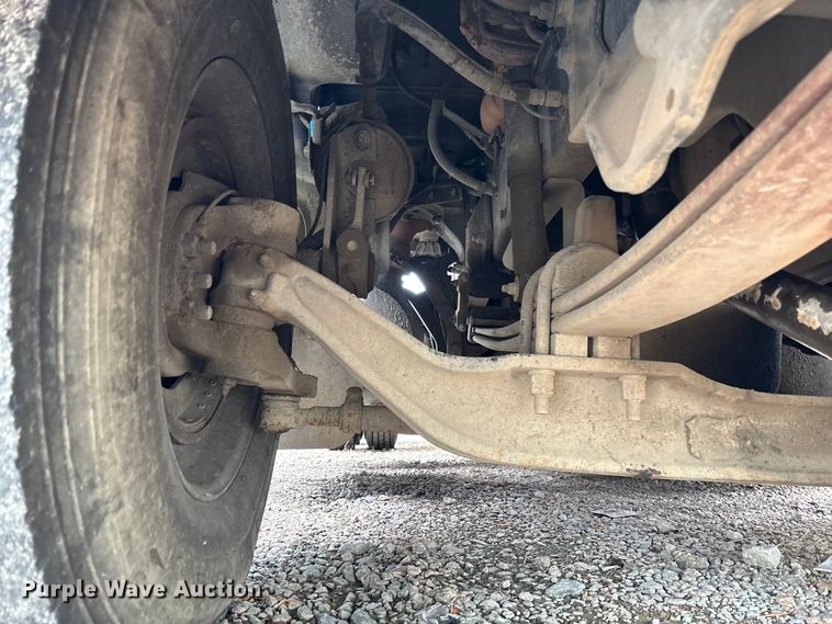 image for item YA1088 2019 Peterbilt 567 semi truck