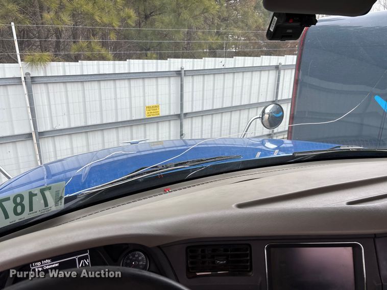 image for item YA1088 2019 Peterbilt 567 semi truck