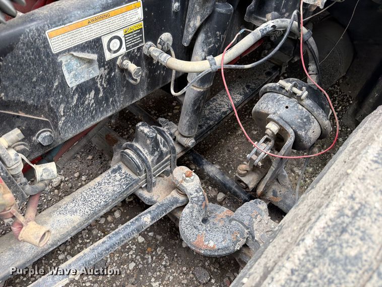 image for item YA1606 2019 Peterbilt 579 semi truck