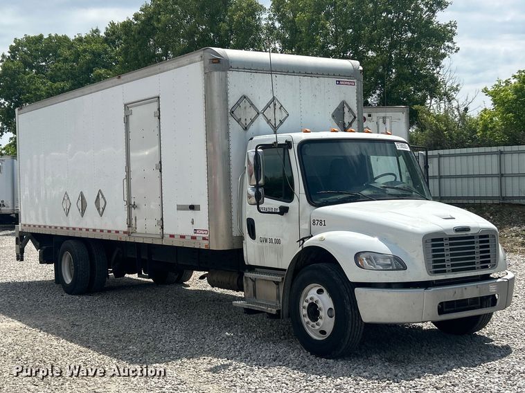 image for item YA1810 2017 Freightliner Business Class M2 box truck