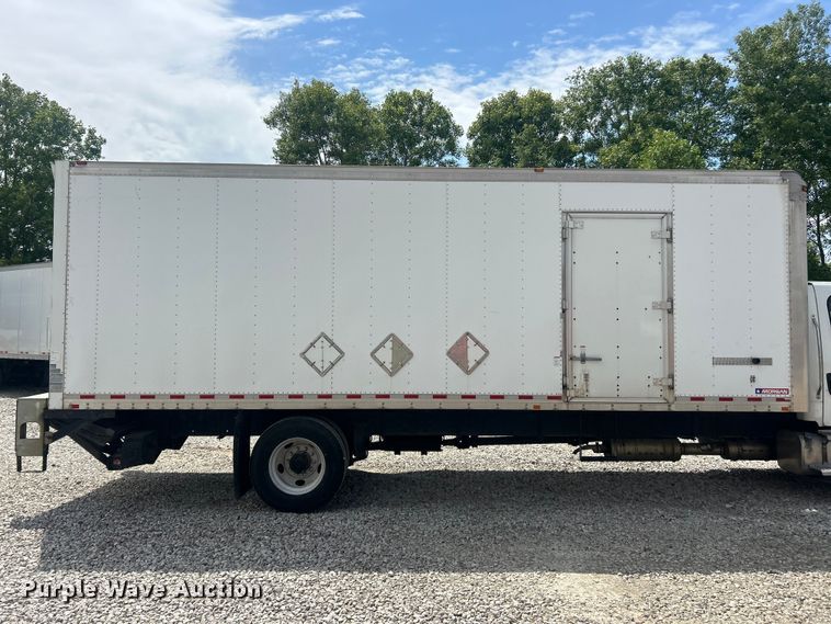 image for item YA1810 2017 Freightliner Business Class M2 box truck