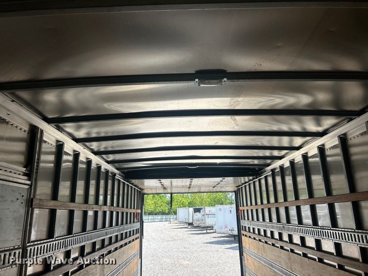 image for item YA1810 2017 Freightliner Business Class M2 box truck