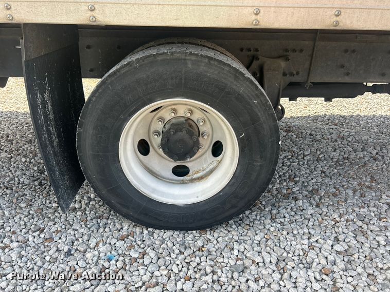 image for item YA1810 2017 Freightliner Business Class M2 box truck