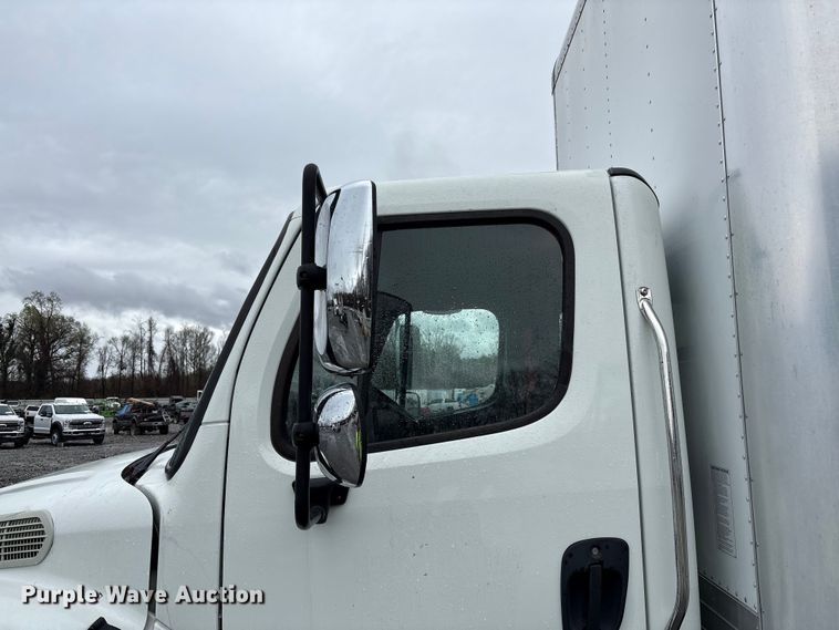 image for item YA2016 2019 Freightliner Business Class M2 box truck