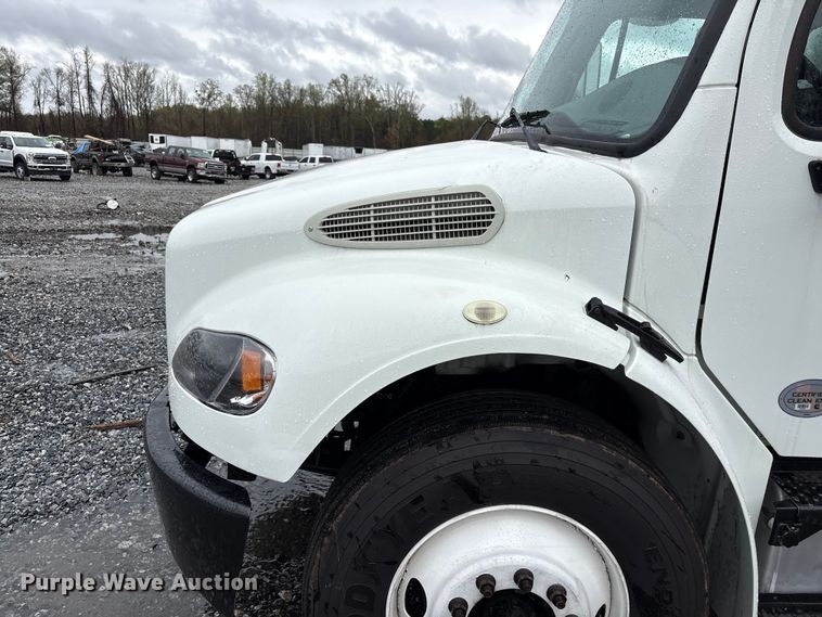 image for item YA2016 2019 Freightliner Business Class M2 box truck
