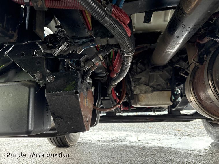 image for item YA2016 2019 Freightliner Business Class M2 box truck