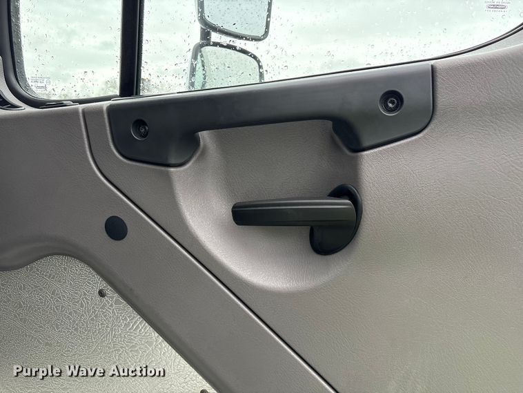 image for item YA2016 2019 Freightliner Business Class M2 box truck