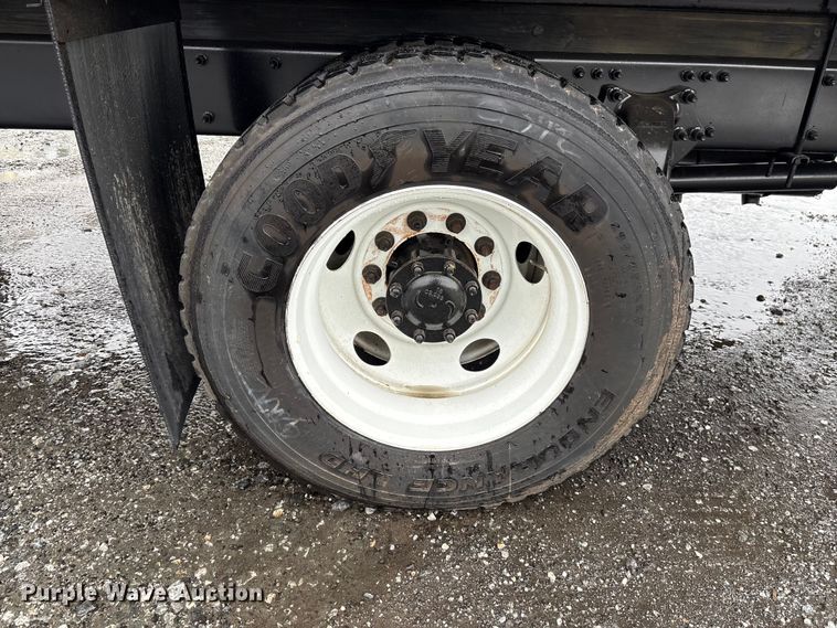 image for item YA2016 2019 Freightliner Business Class M2 box truck